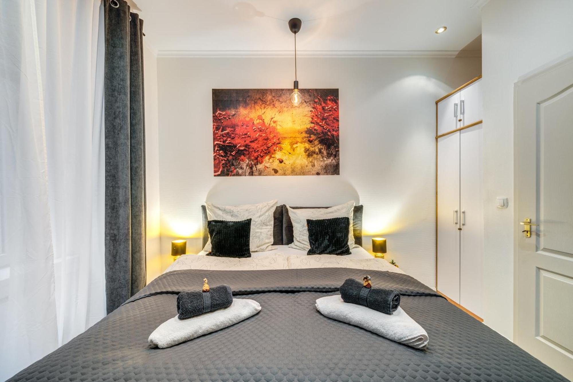 شقة Sweet Dreams At Opera House Downtown بودابست المظهر الخارجي الصورة